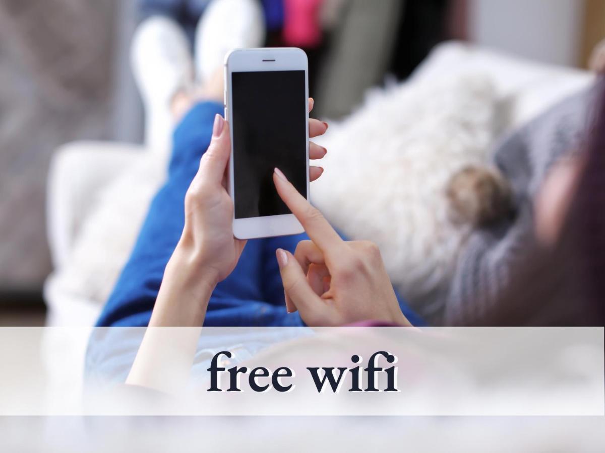 Sehr Grosse Ferienwohnung In Bester Lage Mit Grosser Sonnenterrasse L Innenstadtnaehe L 1 Minute Zum Bahnhof L Grosse Kueche L Tv L Extra-Wc L Free-Wlan L Willkommen Im Hallo!-Apartment 5 バート・ヴェリスホーフェン エクステリア 写真